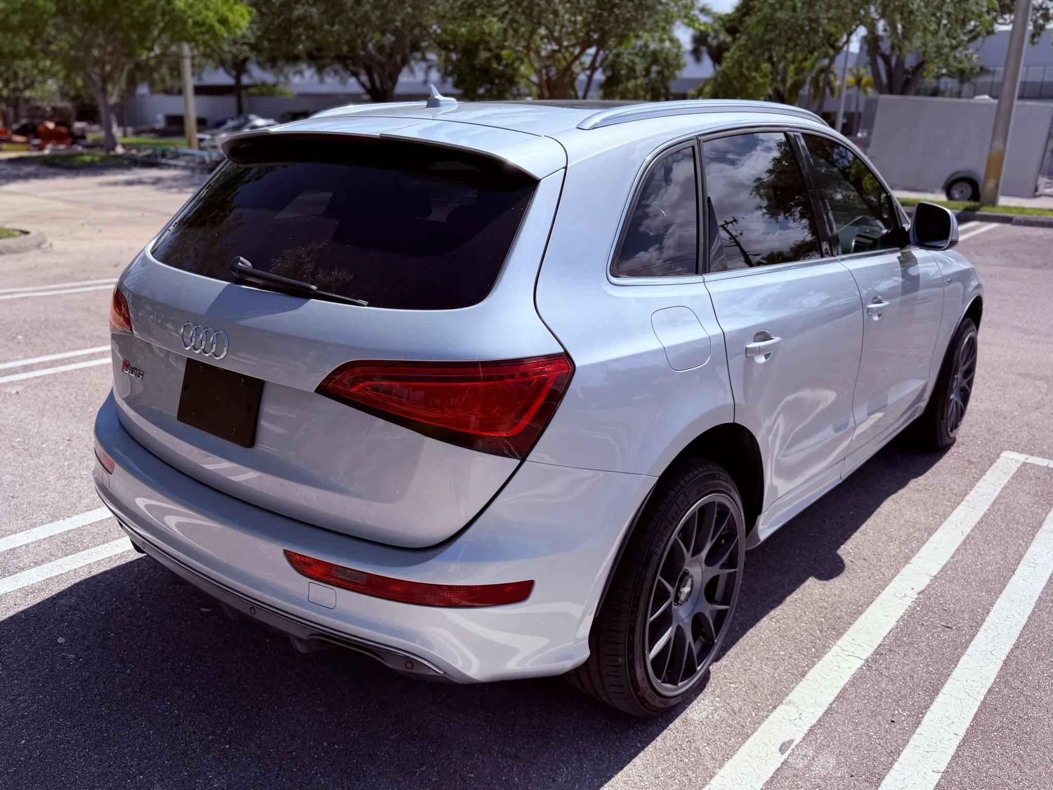 Used 2014 Audi SQ5 Premium Plus AWD/4WD image 9