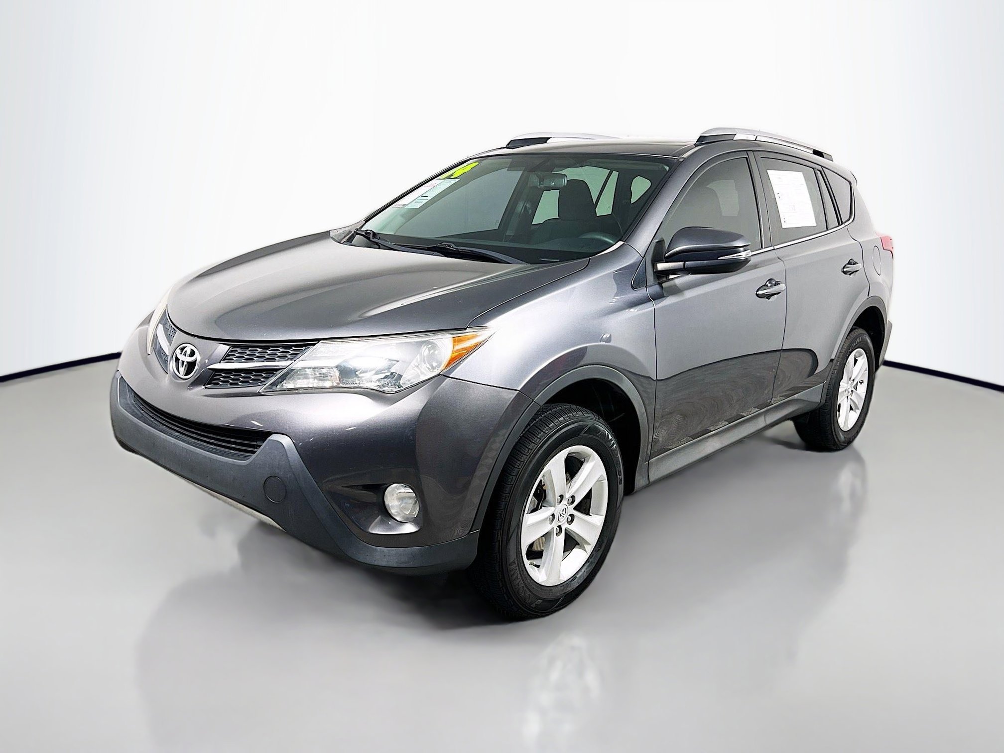 Used 2014 Toyota RAV4 XLE image 10