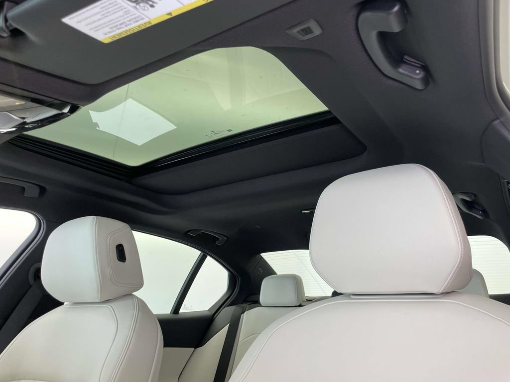 New 2027 BMW 530i xDrive AWD/4WD image 15