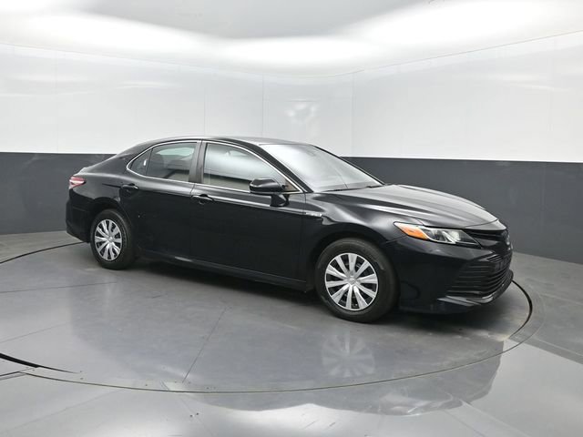 Used 2019 Toyota Camry LE FWD image 33