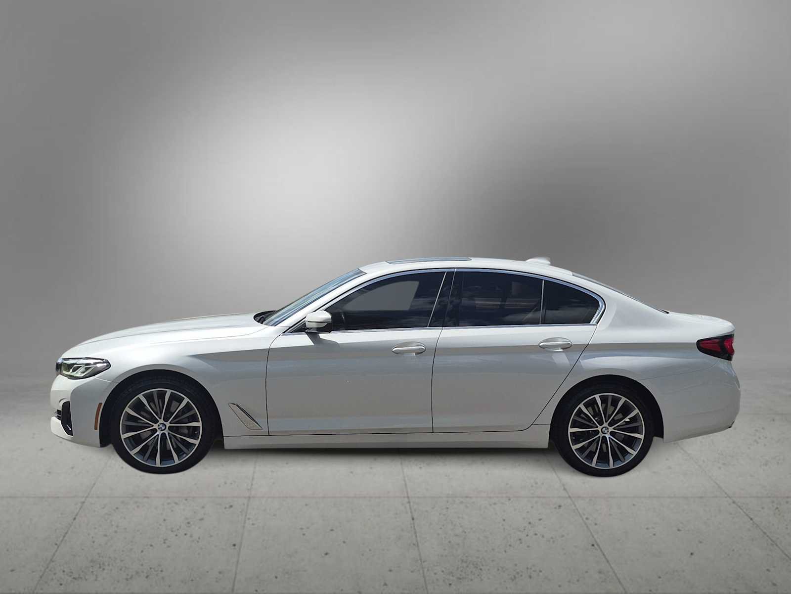 Used 2023 BMW 540i xDrive w/ Premium Package AWD/4WD image 5