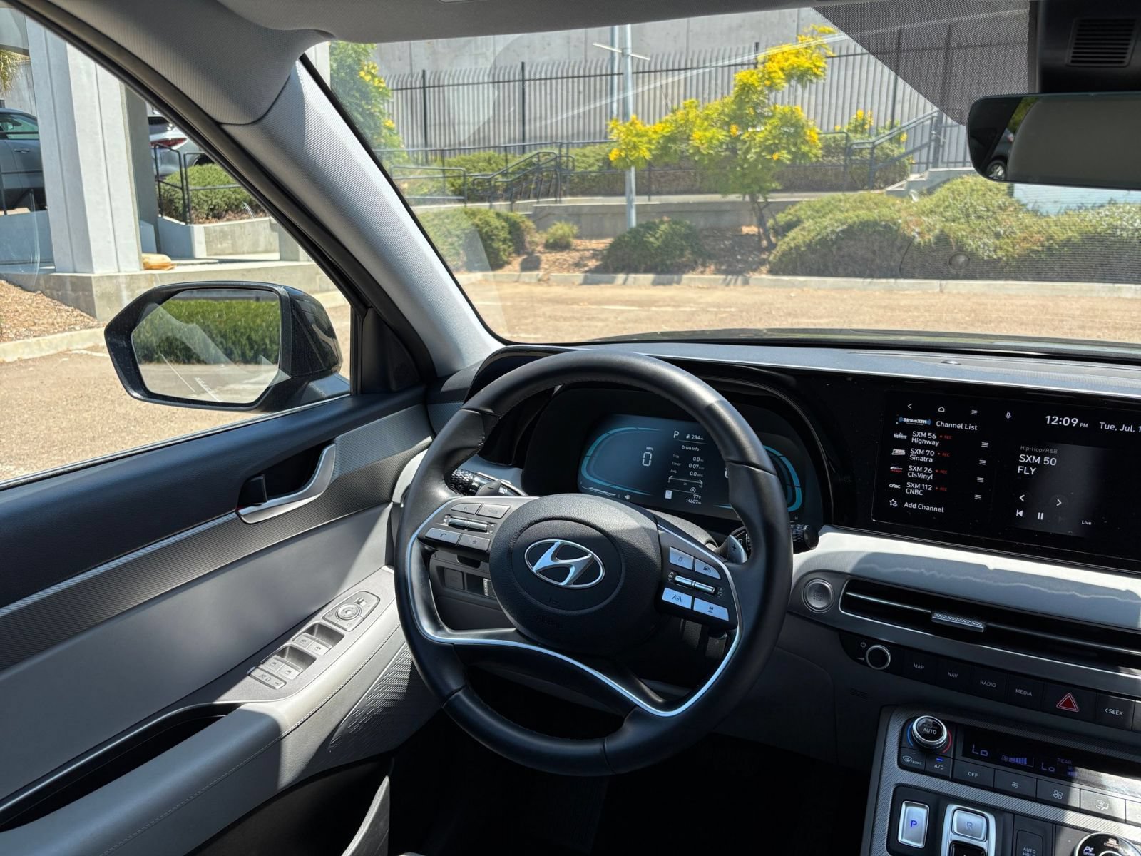 Used 2025 Hyundai Palisade SEL AWD/4WD image 38