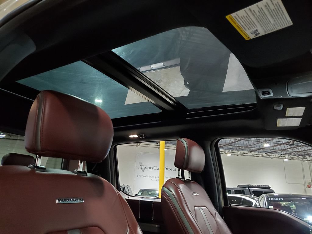 Used 2018 Ford F150 Platinum w/ Equipment Group 701A Luxury AWD/4WD image 15