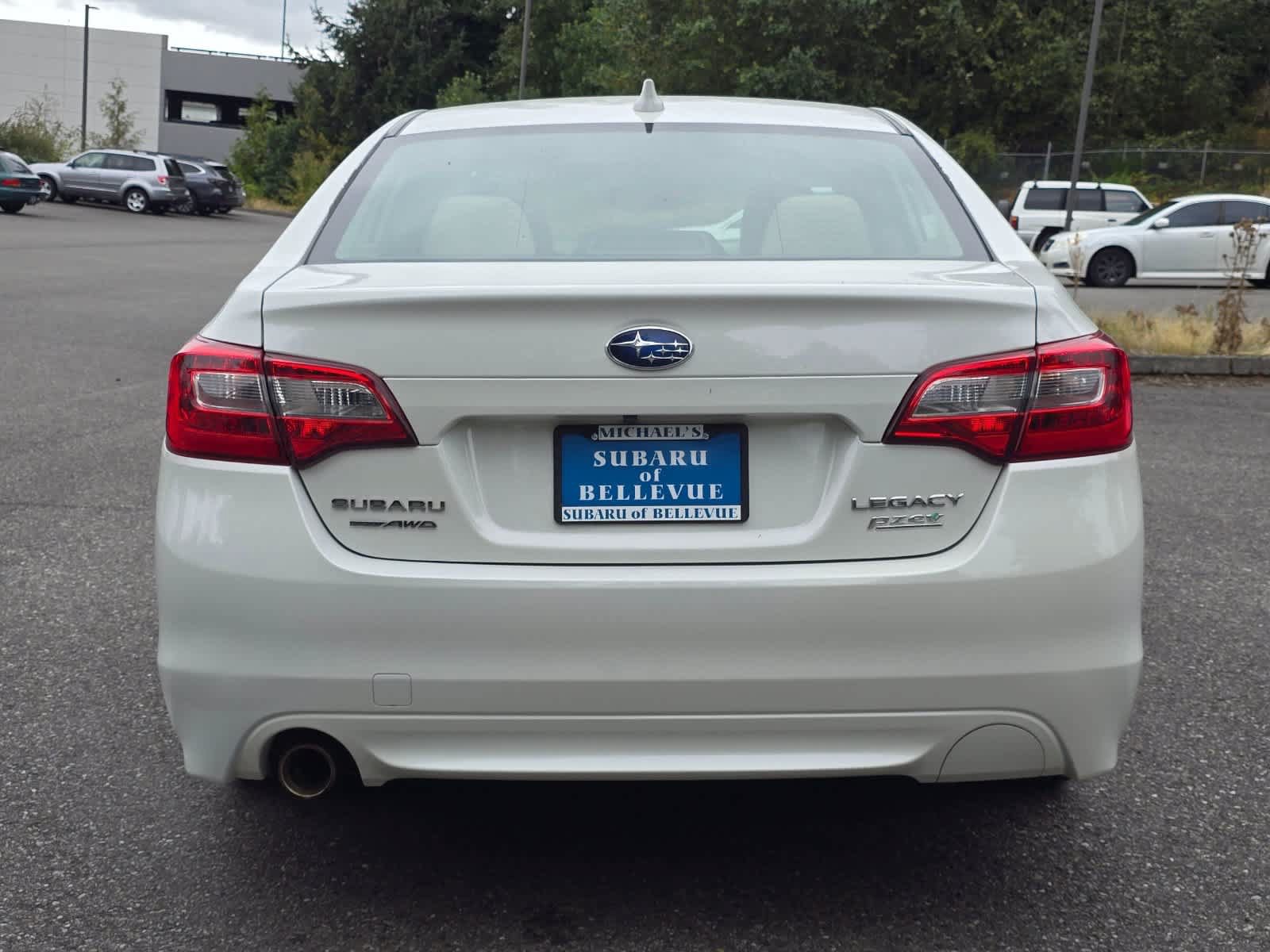 Used 2017 Subaru Legacy 2.5i Premium AWD/4WD image 5
