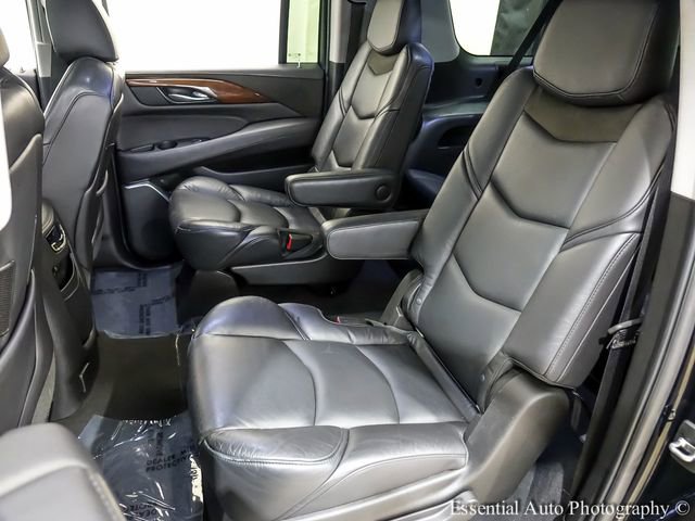 Used 2019 Cadillac Escalade ESV Premium Luxury AWD/4WD image 12