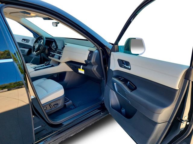 New 2025 Nissan Pathfinder SL image 27