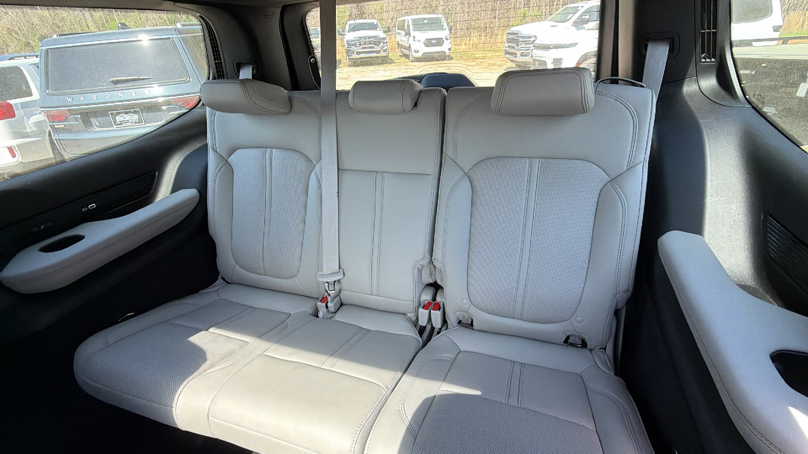 Certified 2025 Jeep Grand Wagoneer 4WD image 26