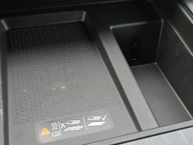 New 2026 GMC Acadia Elevation w/ Black Edition image 8