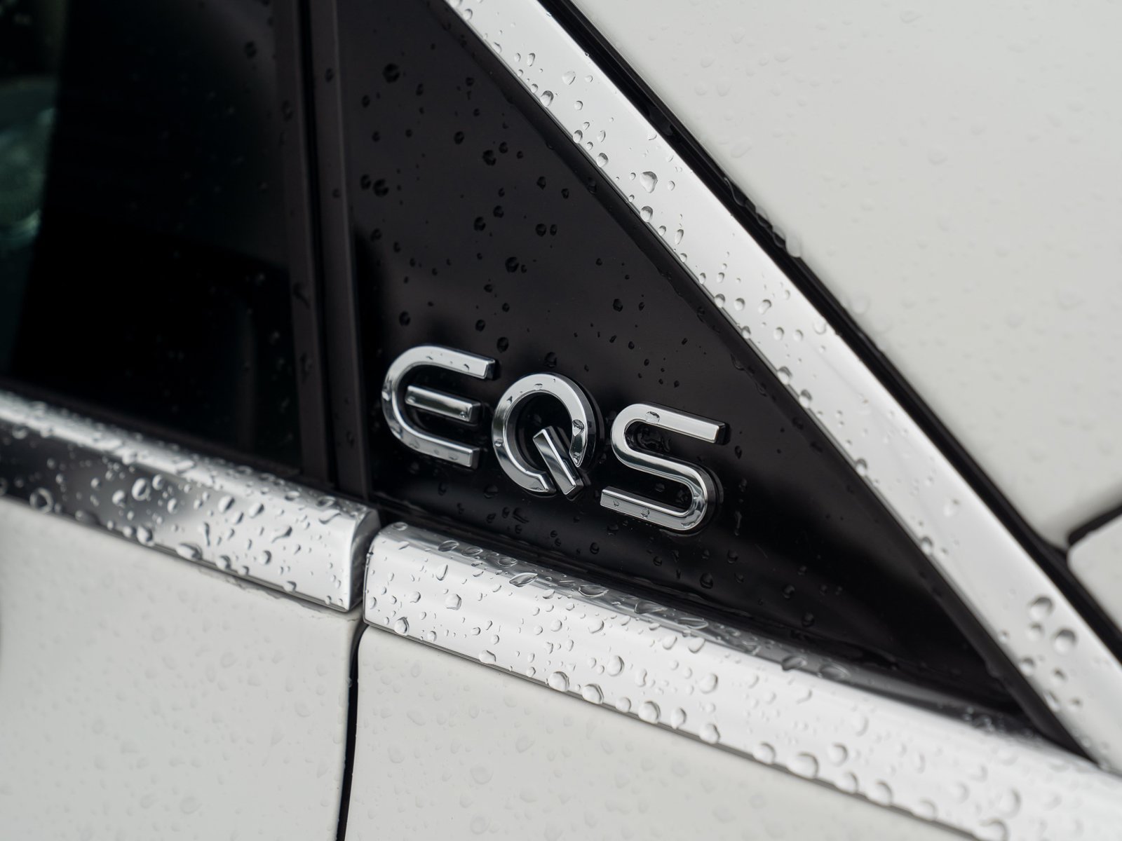 Used 2024 Mercedes-Benz EQS 450+ 4MATIC SUV image 12