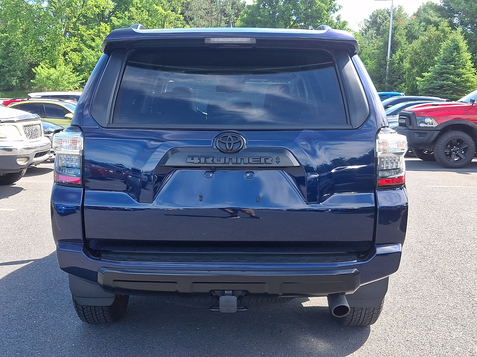 Used 2023 Toyota 4Runner TRD Off-Road Premium w/ Off Road Premium Plus Package AWD/4WD image 6