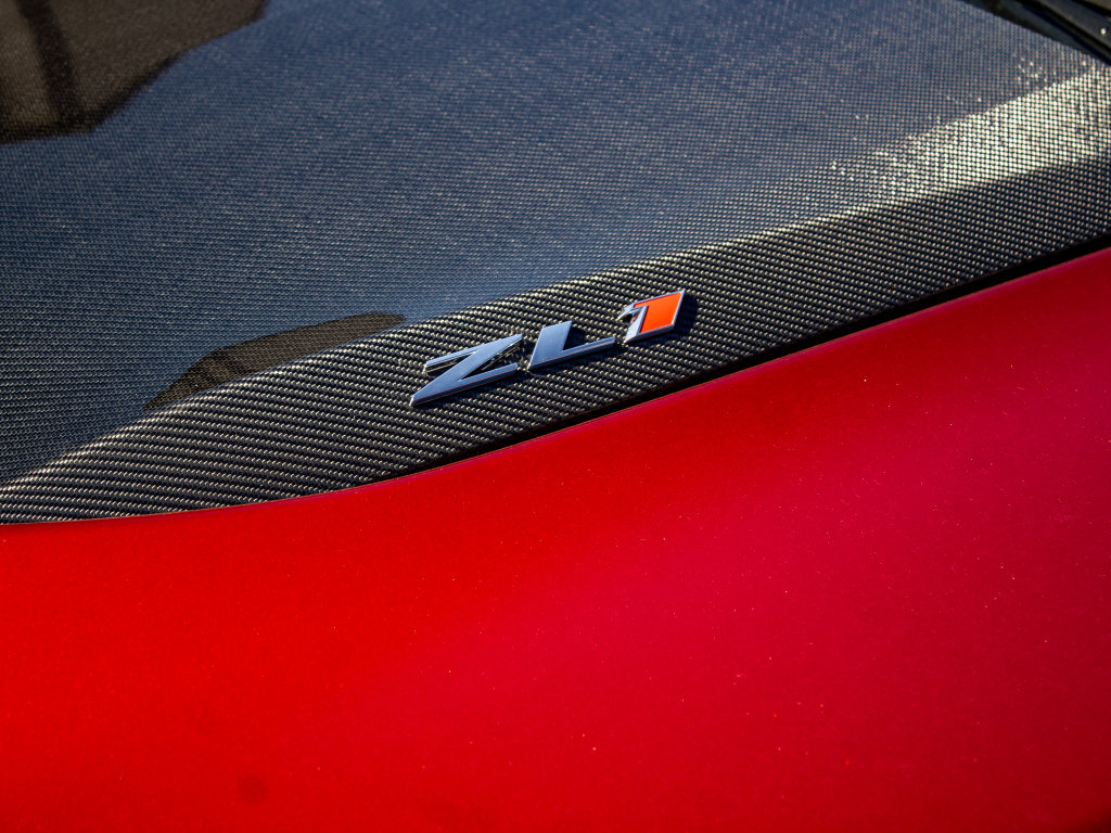 Used 2017 Chevrolet Camaro ZL1 RWD image 10