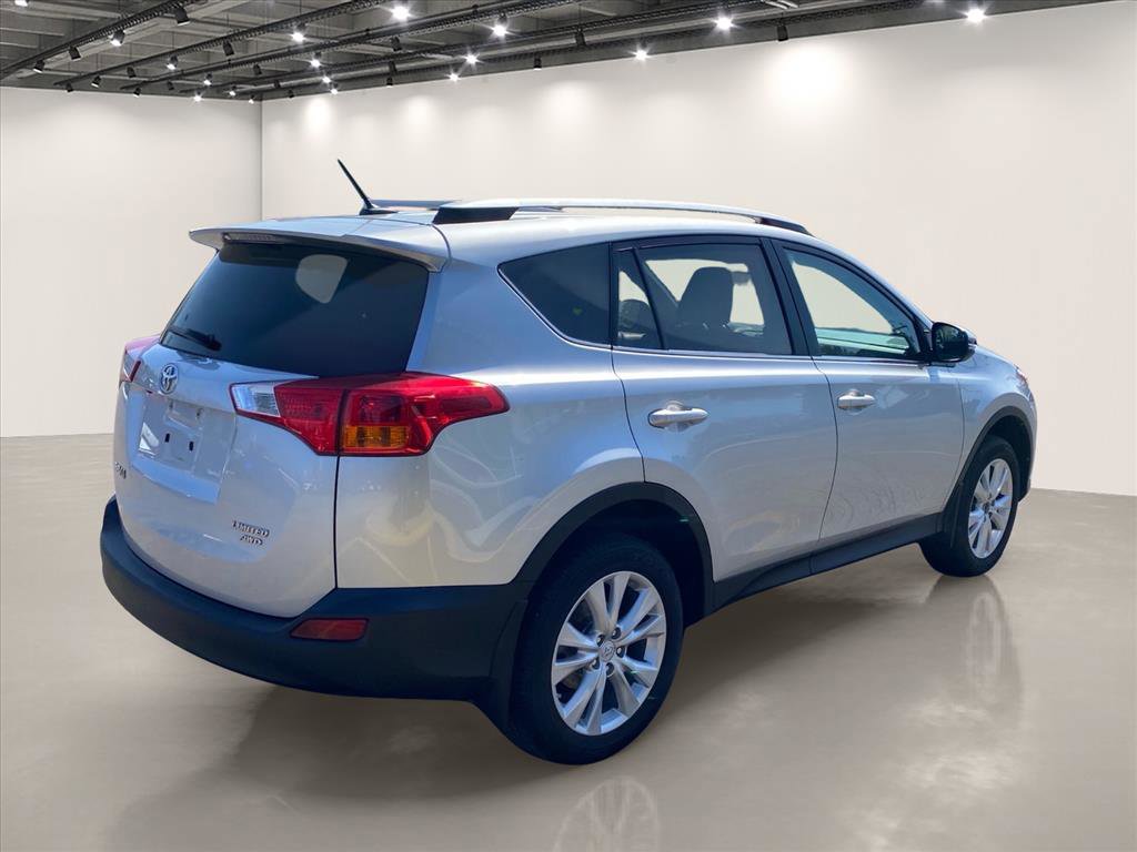 Used 2014 Toyota RAV4 Limited AWD/4WD image 7