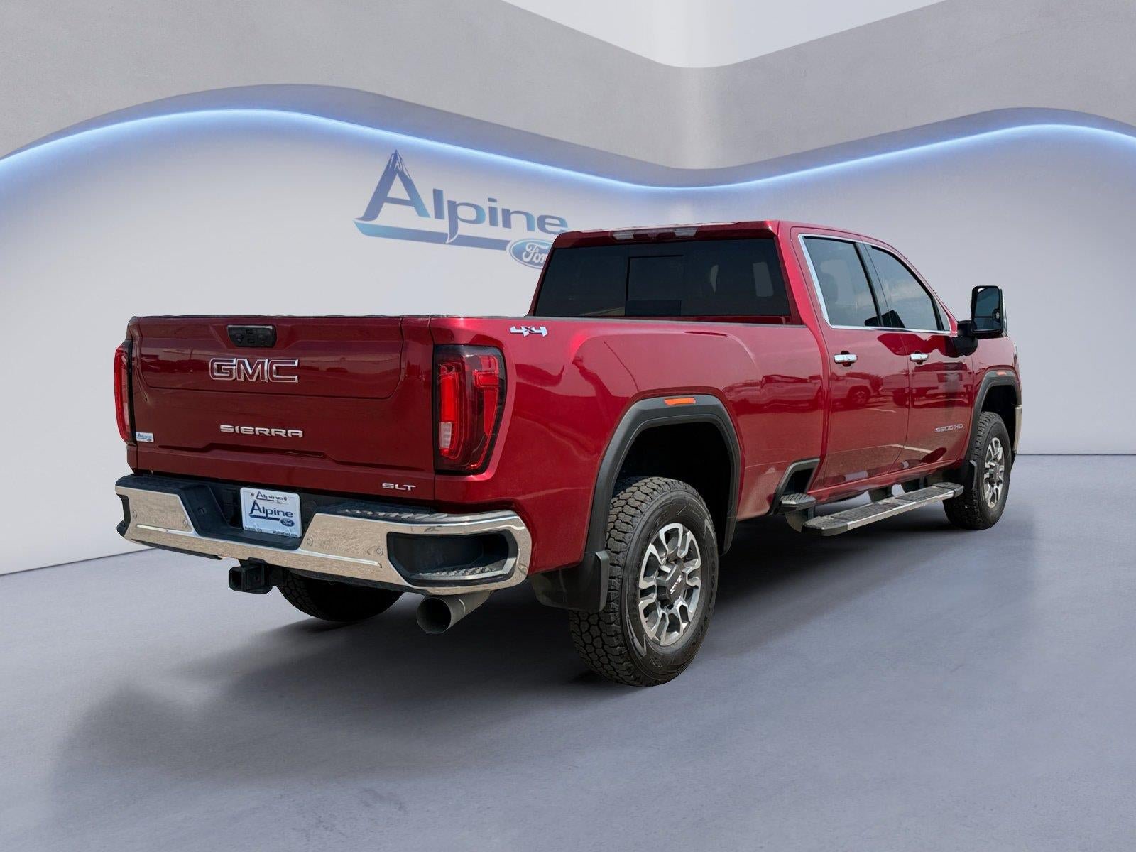 Used 2023 GMC Sierra 3500 SLT w/ SLT Premium Package AWD/4WD image 5