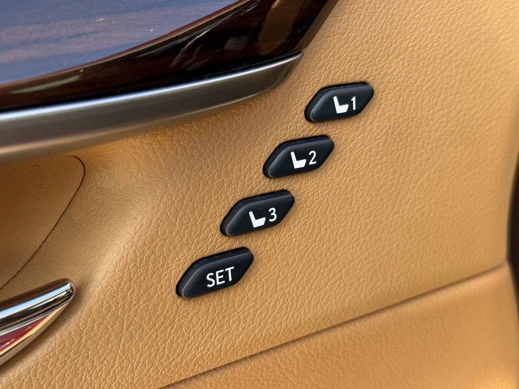 Used 2017 Lexus ES 350 image 25