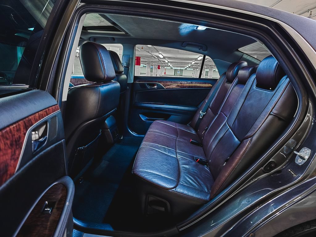 Used 2012 Toyota Avalon Limited FWD image 19