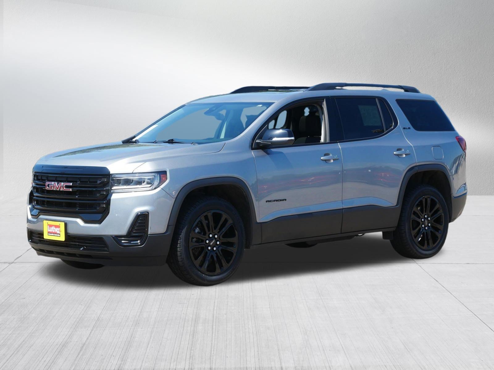 Used 2023 GMC Acadia SLE w/ Driver Convenience Package AWD/4WD image 3