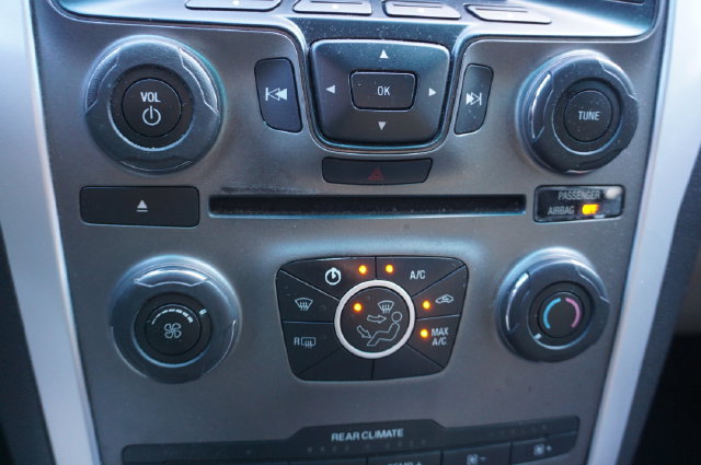 Used 2015 Ford Explorer FWD image 29