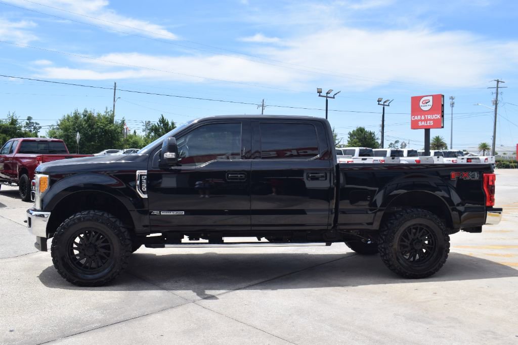 Used 2017 Ford F250 Lariat w/ Lariat Ultimate Package AWD/4WD image 6