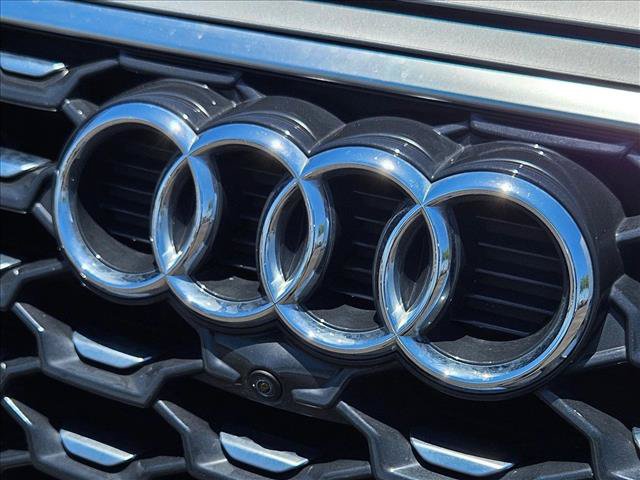 Used 2021 Audi Q5 2.0T Premium Plus w/ Premium Plus Package AWD/4WD image 30