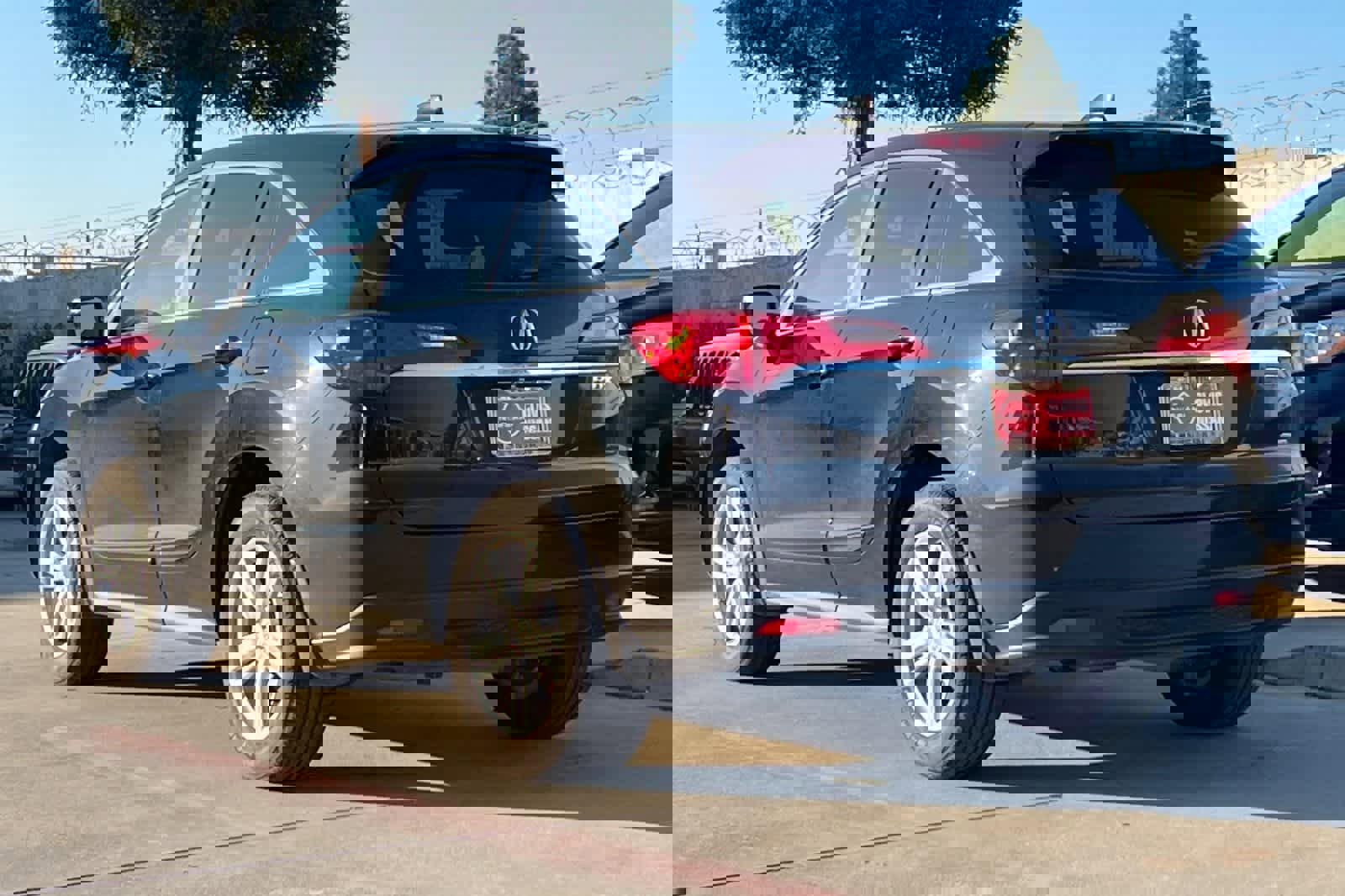 Used 2015 Acura RDX AWD w/ Technology Package image 7