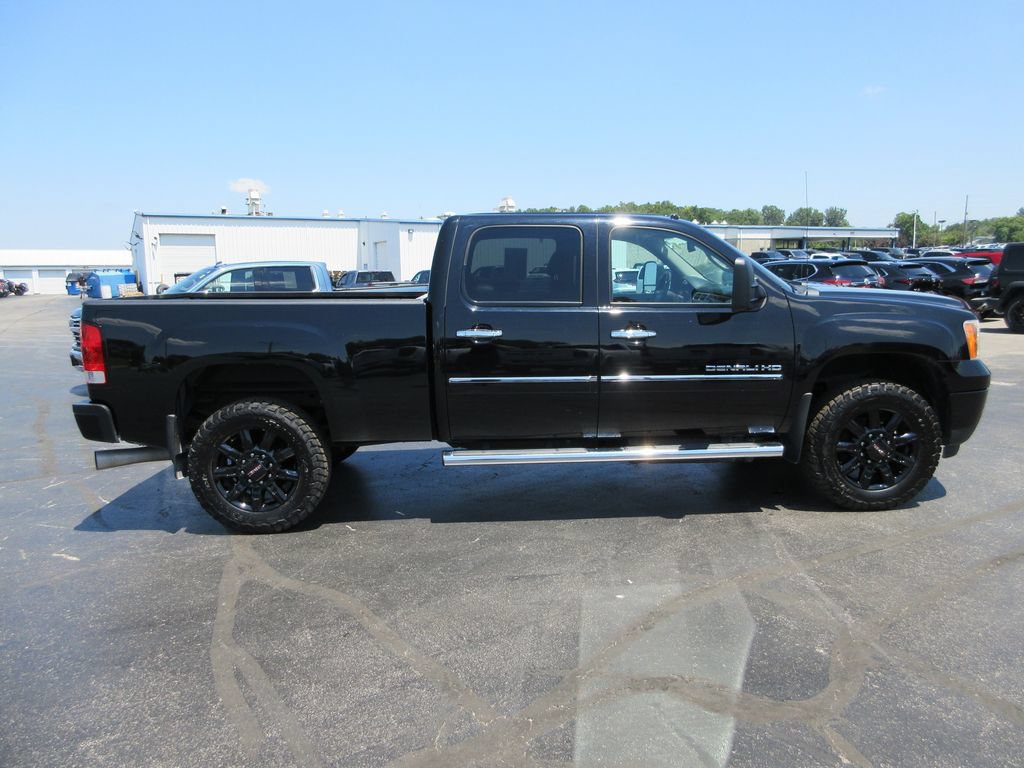 Used 2014 GMC Sierra 3500 Denali AWD/4WD image 5