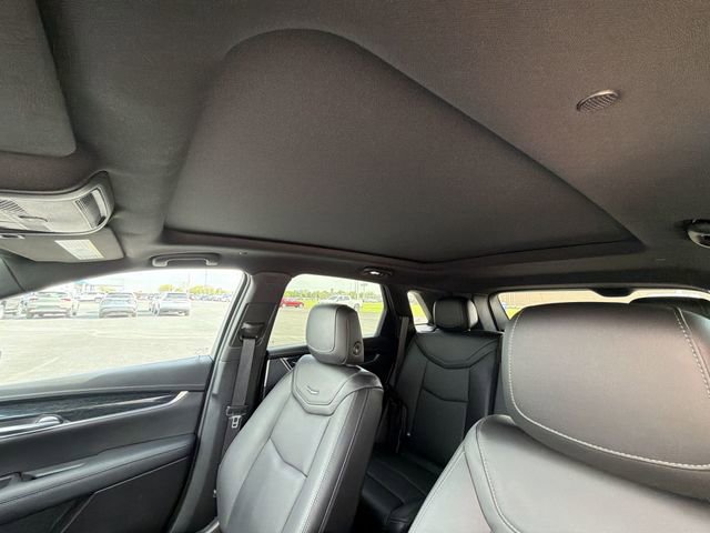 Used 2023 Cadillac XT5 Premium Luxury FWD image 19