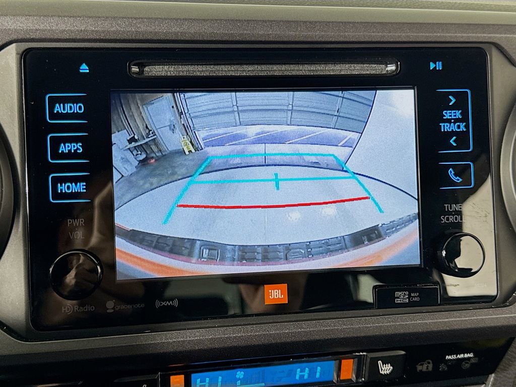 Used 2018 Toyota Tacoma TRD Off-Road image 30