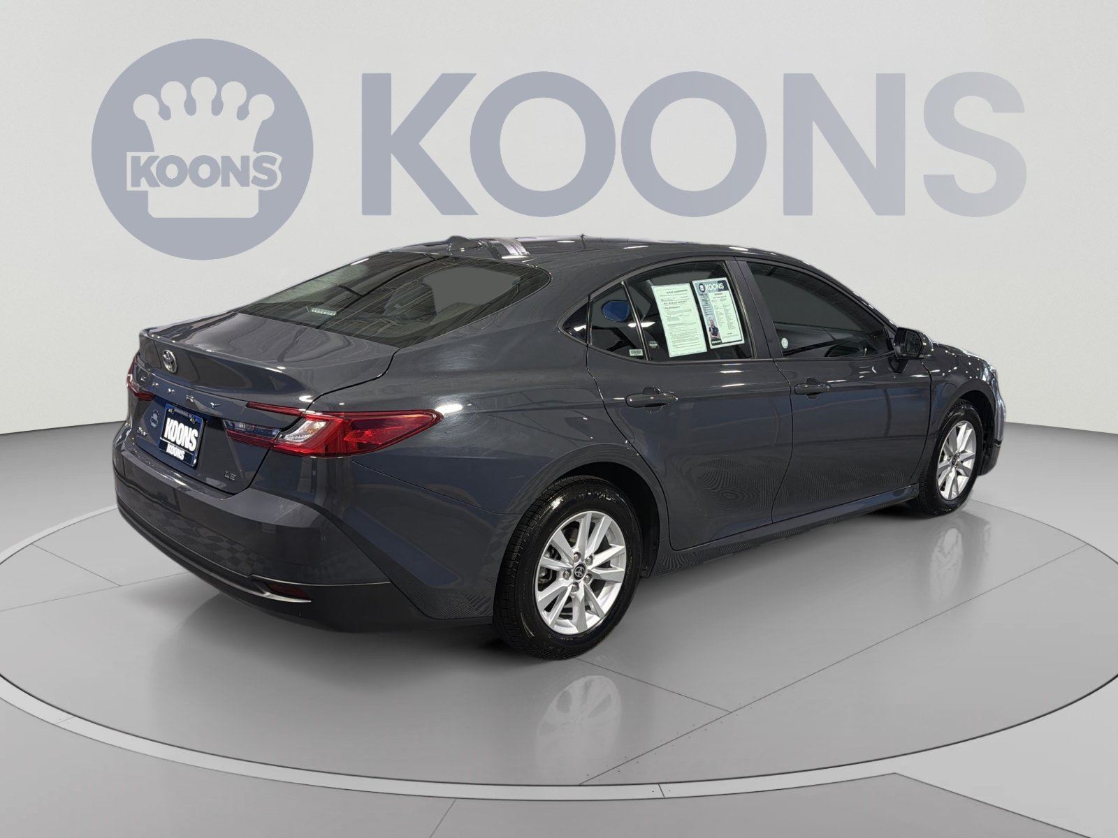 Used 2025 Toyota Camry LE FWD image 7