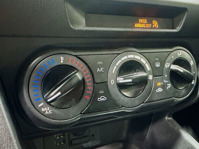 Used 2016 MAZDA MAZDA3 i Sport image 16