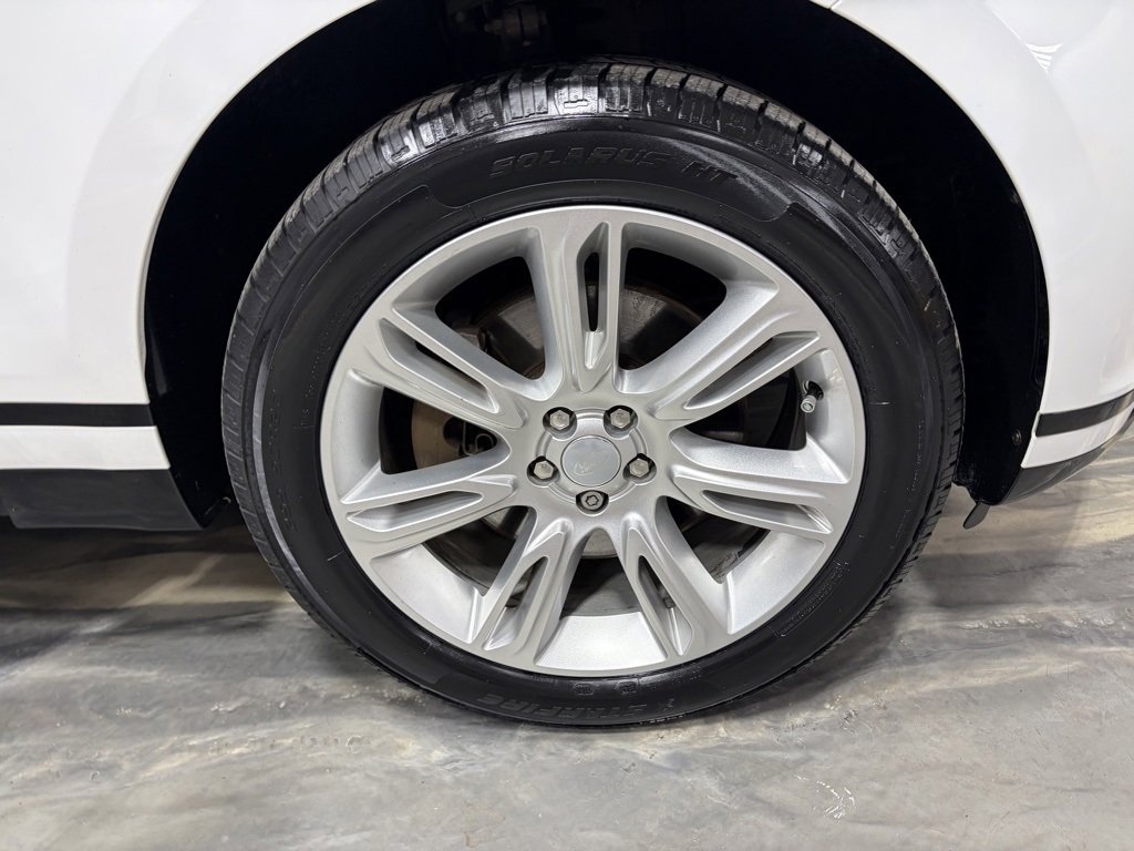 Used 2023 Land Rover Range Rover Velar S image 27