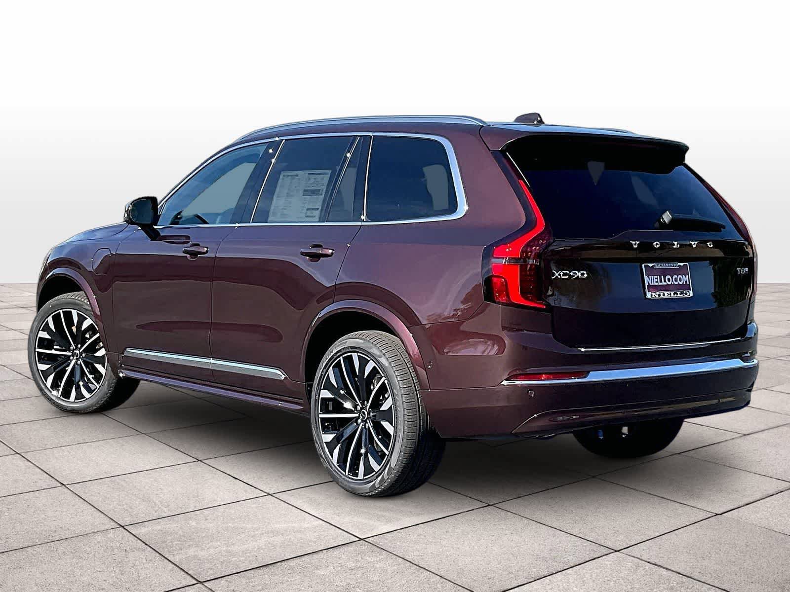 New 2026 Volvo XC90 T8 Ultra w/ Lounge Package AWD/4WD image 3