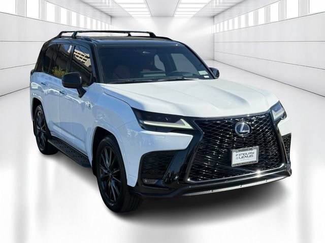 Certified 2025 Lexus LX 700h F Sport AWD/4WD image 3