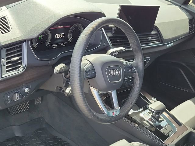 Used 2024 Audi Q5 e Prestige w/ Prestige Package AWD/4WD image 8