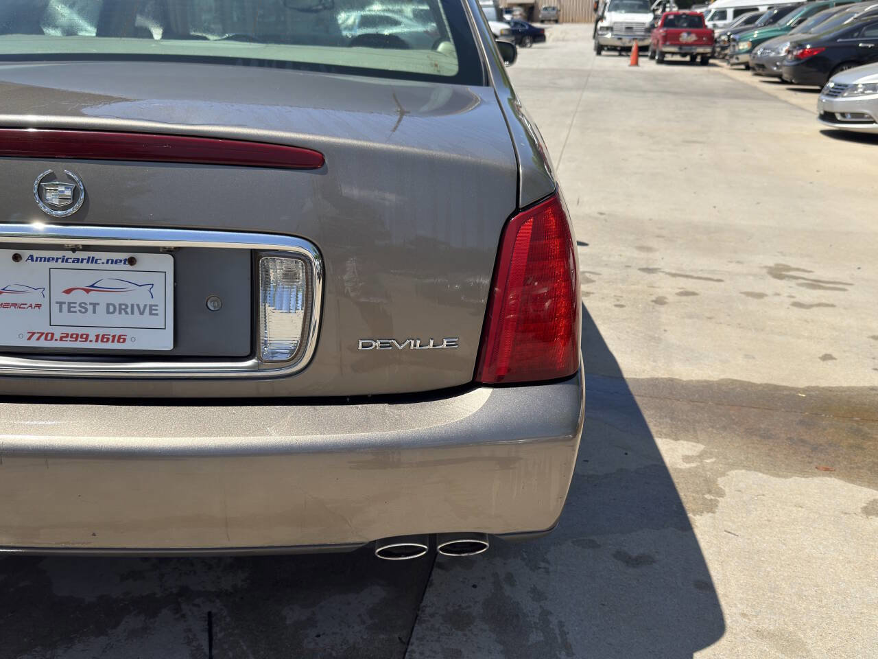 Used 2003 Cadillac De Ville w/ Comfort & Convenience Package FWD image 15