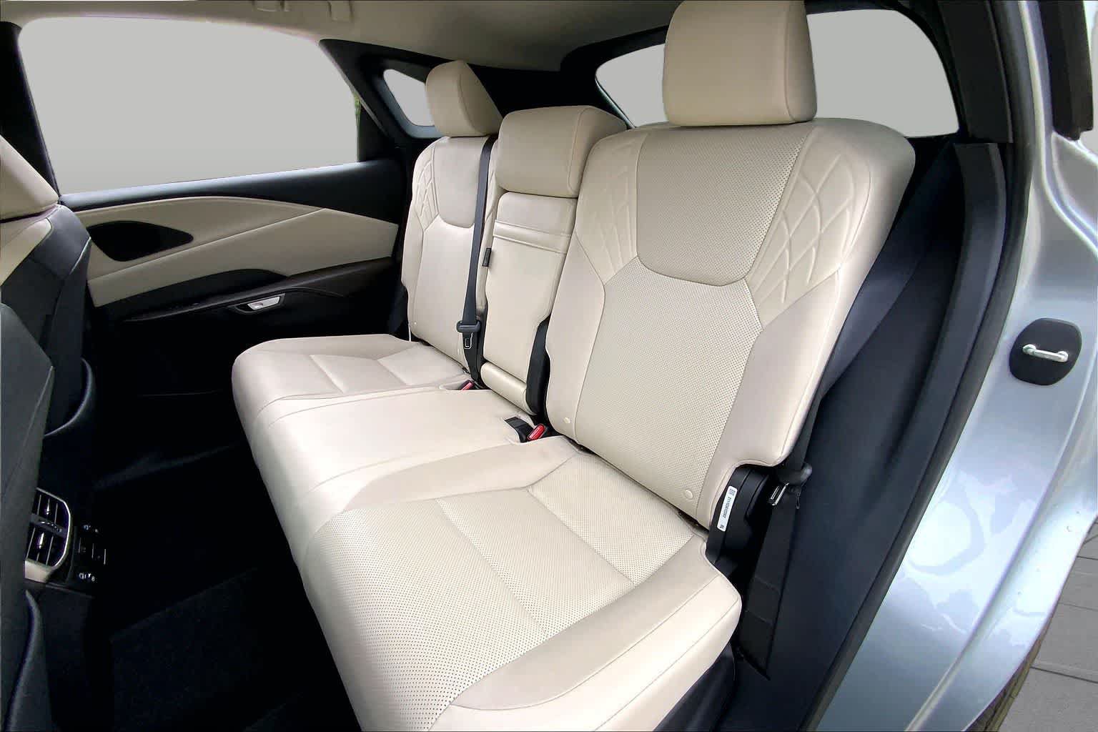 Used 2024 Lexus RX 350 FWD w/ Technology Package image 20