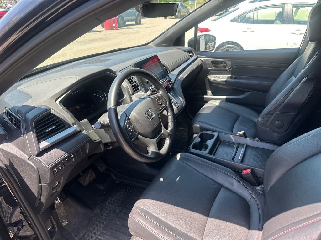 Used 2024 Honda Odyssey Sport image 6