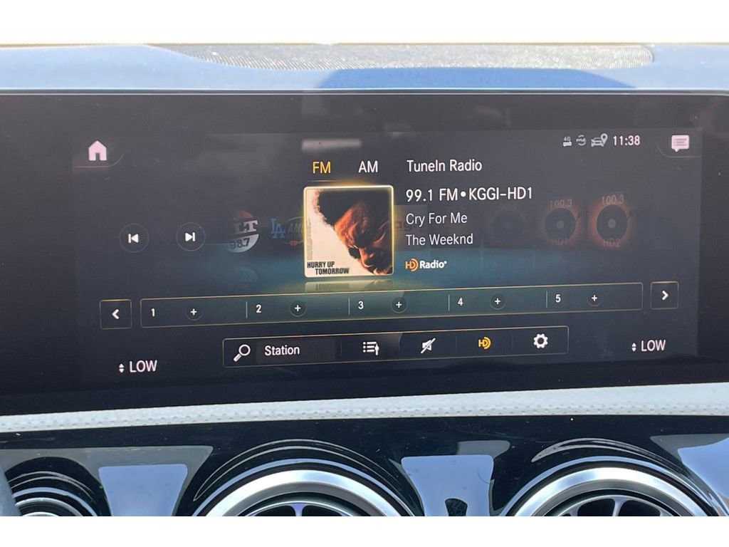 Used 2021 Mercedes-Benz A 220 image 24