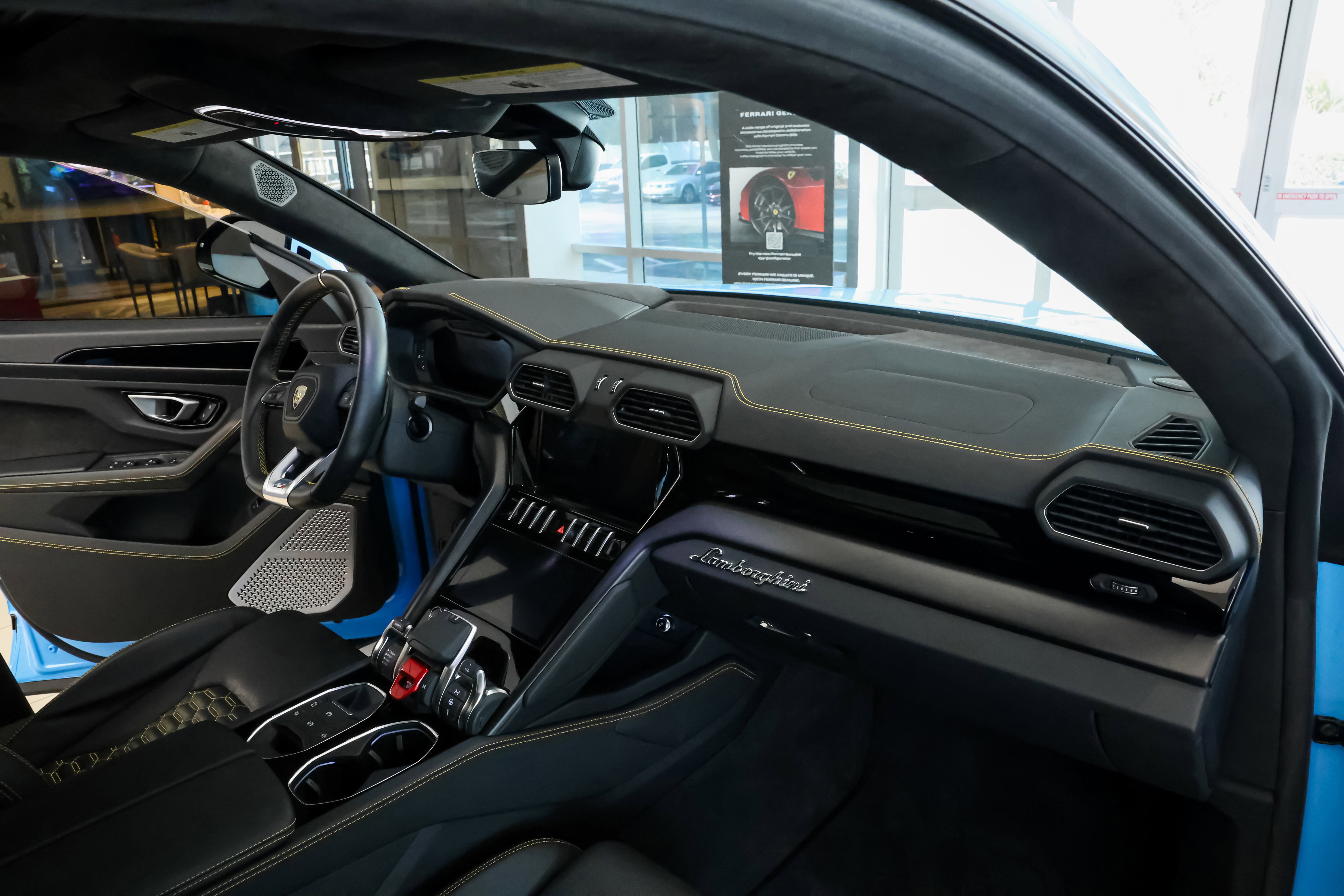 Used 2024 Lamborghini Urus S image 36