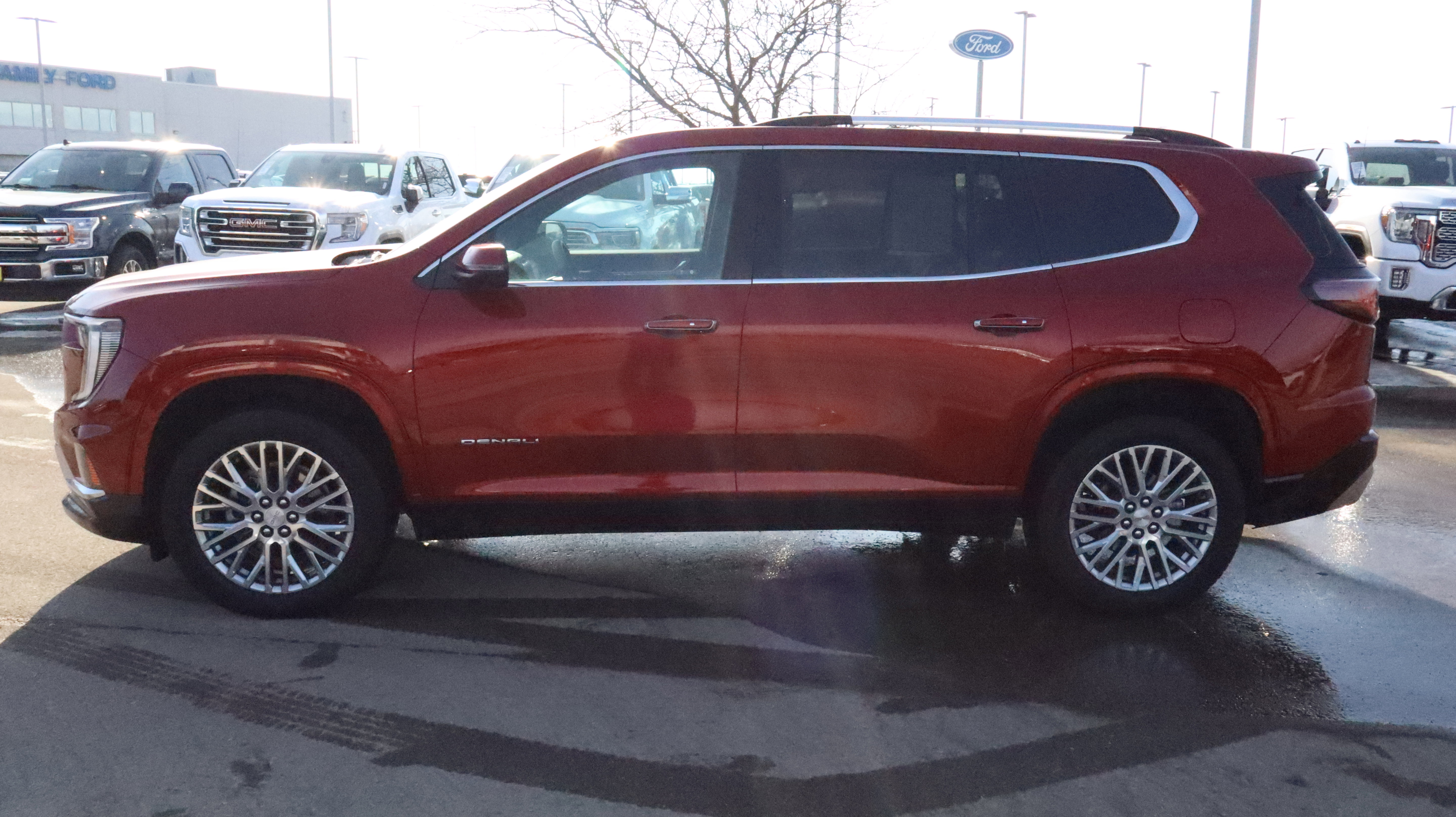 Certified 2024 GMC Acadia Denali w/ LPO, Floor Liner Package image 4