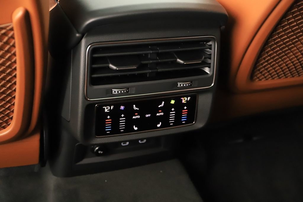 New 2026 Audi Q8 Prestige image 22