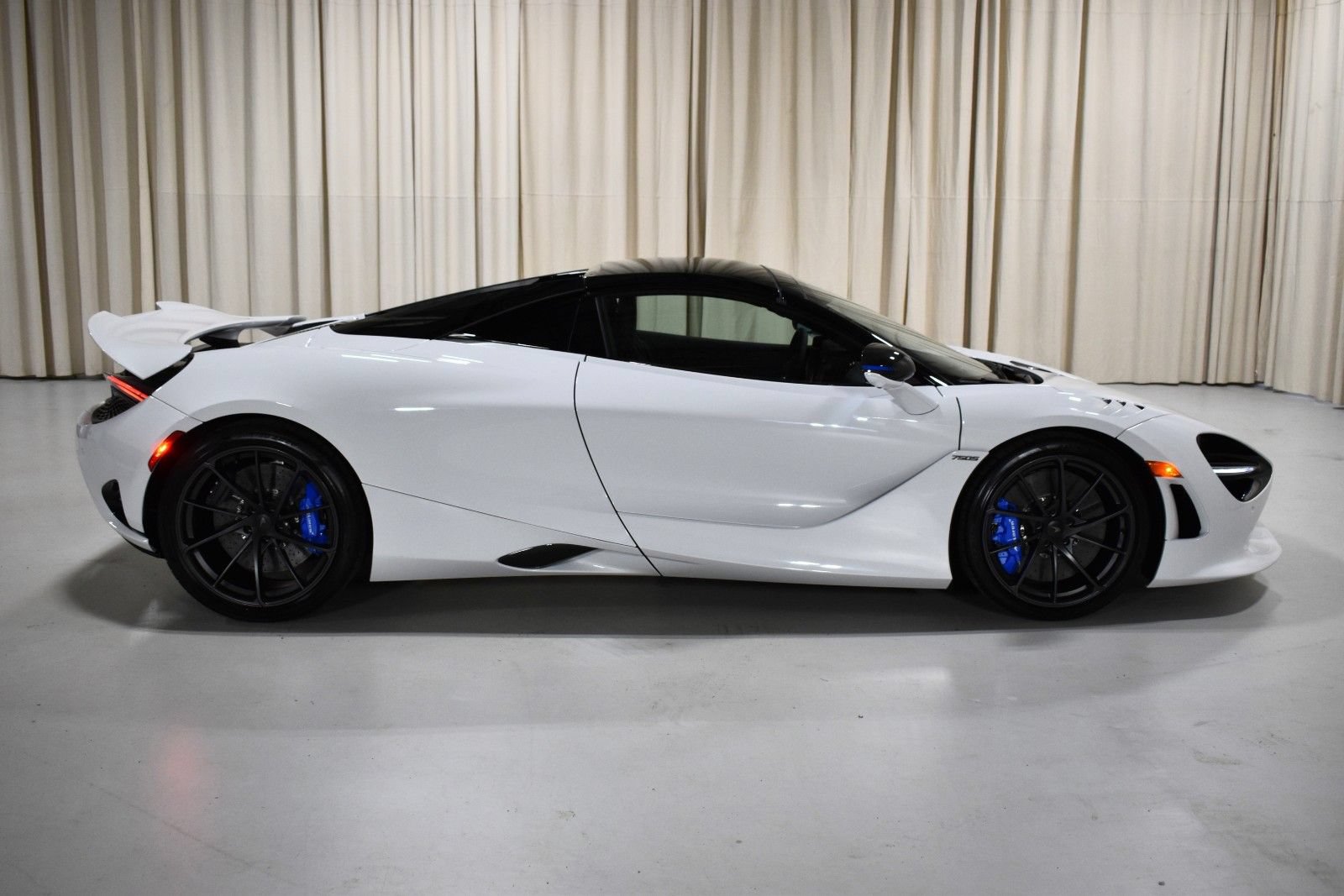 New 2027 McLaren 750S Spider RWD image 6