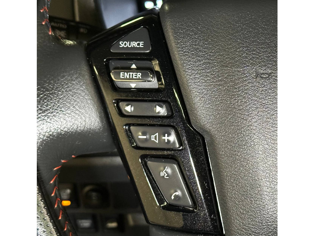 Used 2023 Nissan Frontier PRO-4X w/ Pro-4X Premium Package AWD/4WD image 25