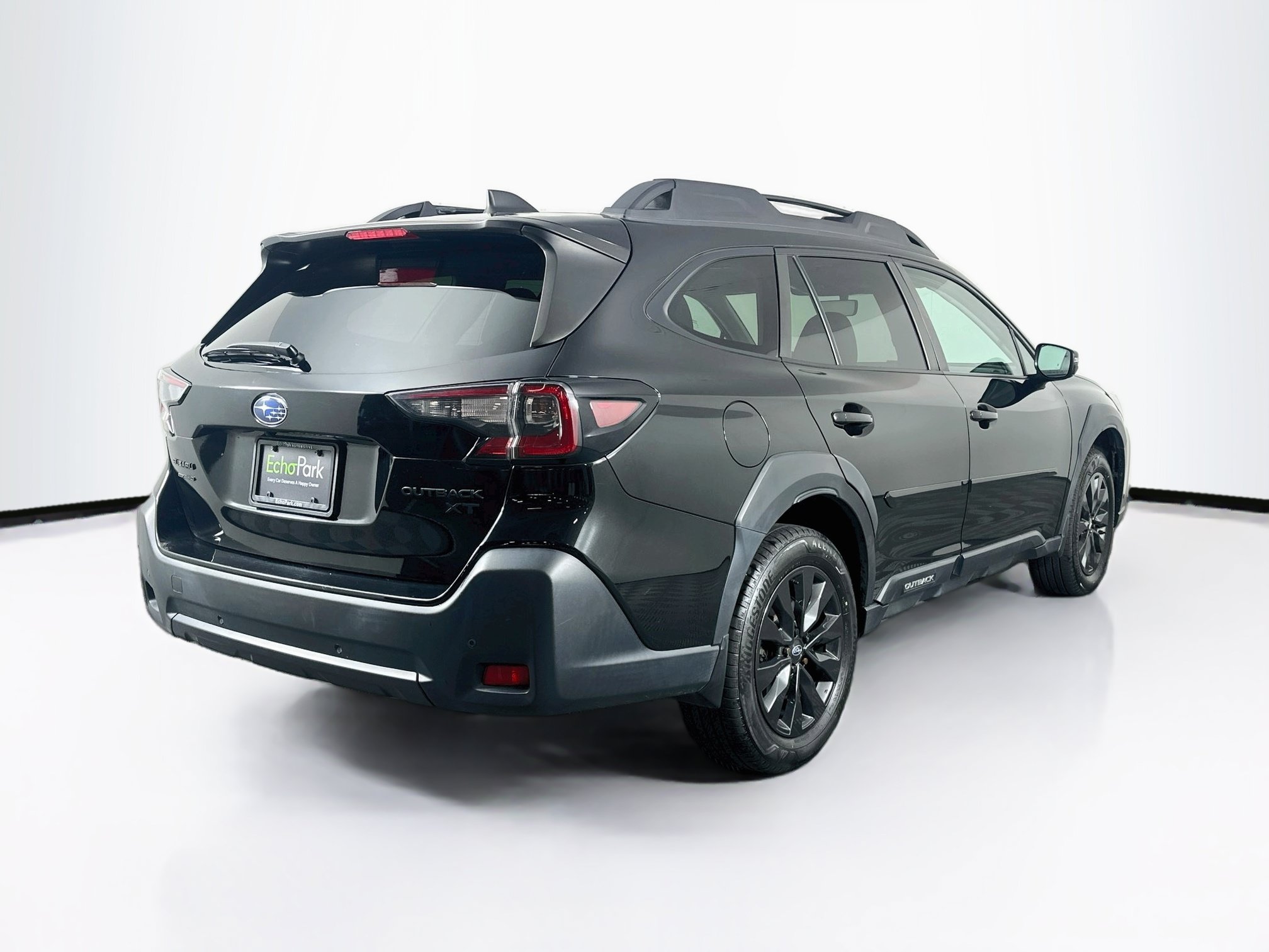 Used 2023 Subaru Outback Onyx Edition XT AWD/4WD image 9