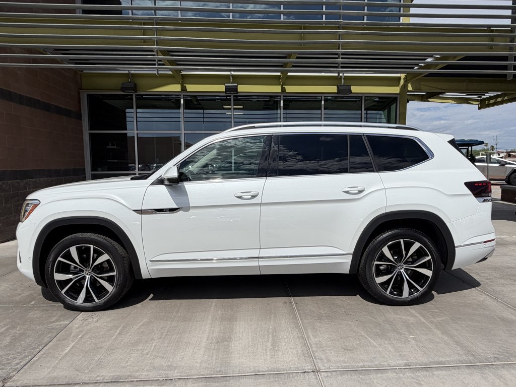 Used 2024 Volkswagen Atlas SEL Premium R-Line AWD/4WD image 7