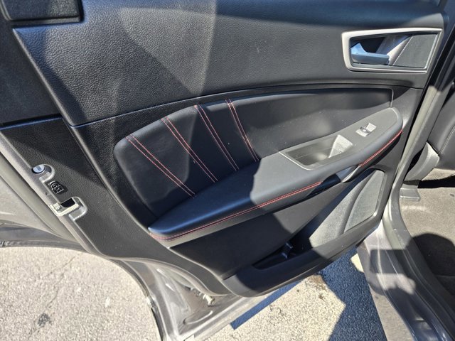 Certified 2024 Ford Edge ST-Line AWD/4WD image 40