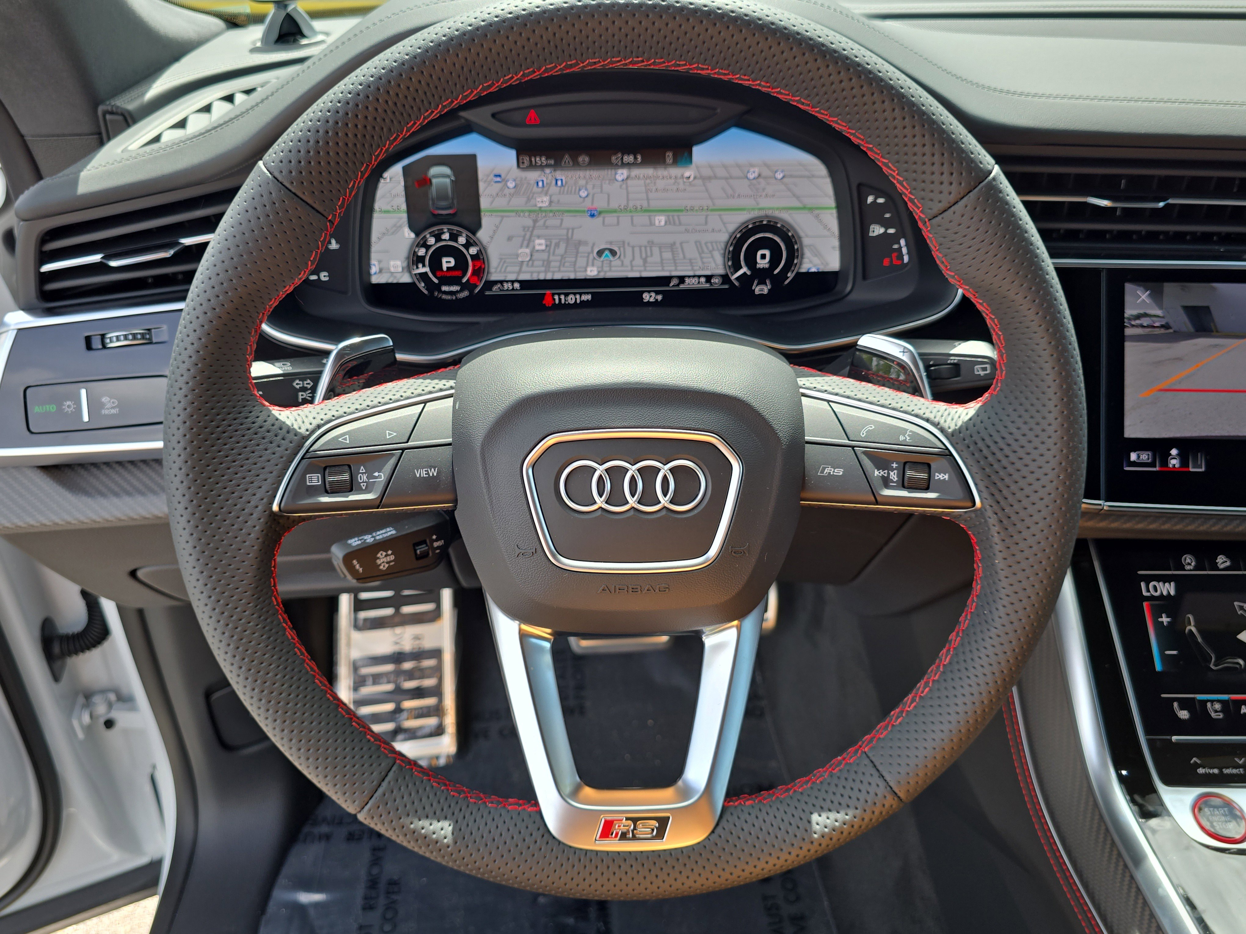New 2025 Audi RS Q8 performance image 30