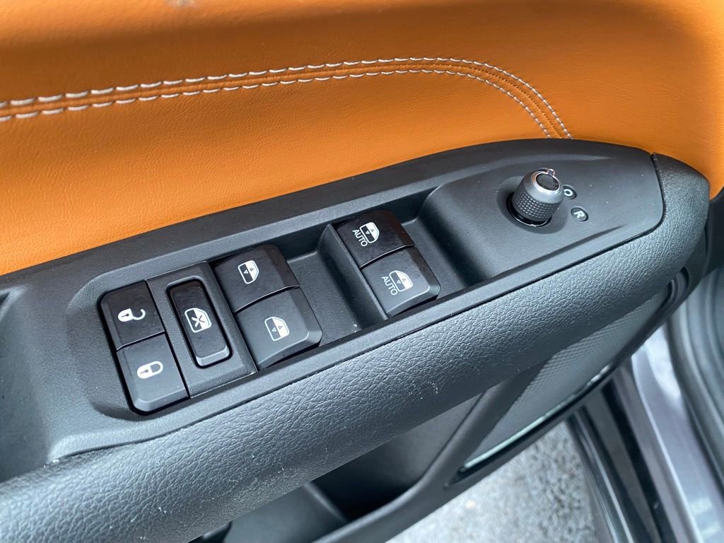 Used 2024 Jeep Compass Limited w/ Elite Group image 13