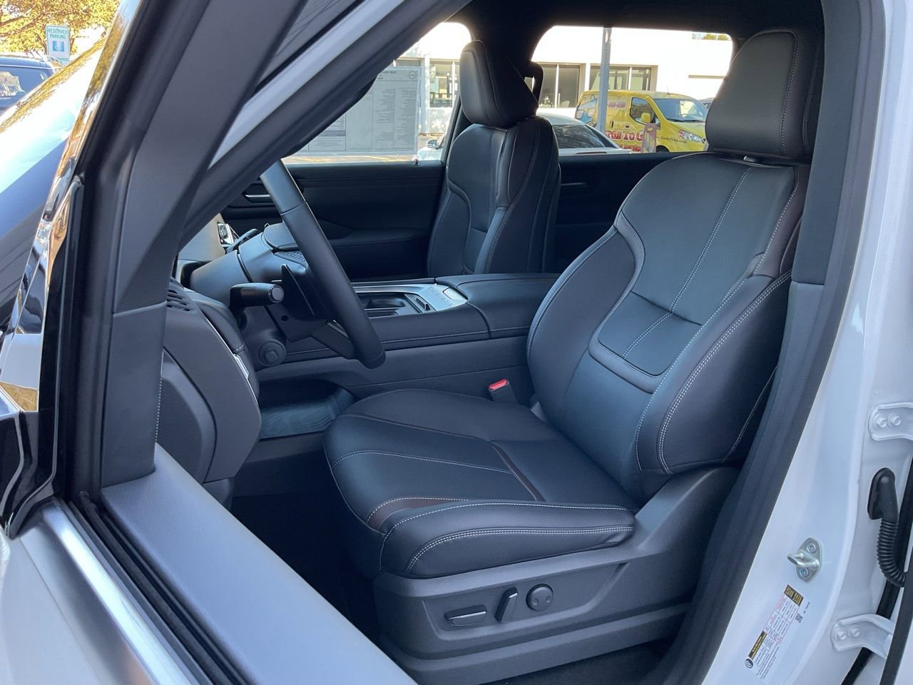 New 2026 Nissan Armada SL image 13