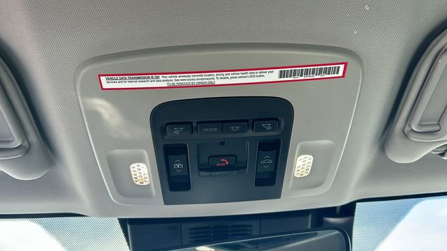 Used 2025 Toyota Camry XLE w/ Premium Plus Package image 23