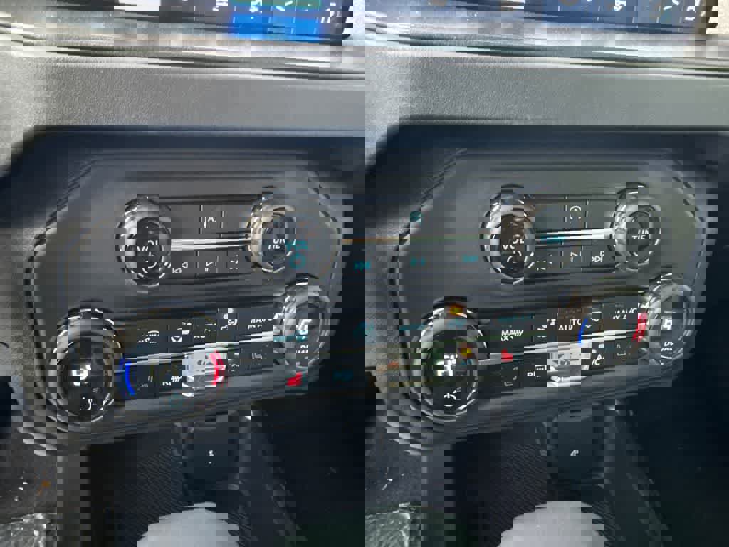 New 2025 Ford Bronco Big Bend image 28